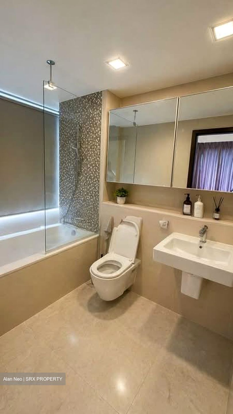 Livia (D18), Condominium #555412211